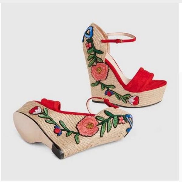 

Новый 2018 женщин платформы сандалии на танкетке замши лодыжки ремень летняя обувь