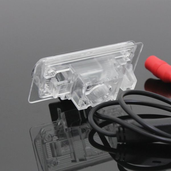 

rear camera for nissan tiida car back parking camera / hd ccd rca ntst pal / license plate light oem