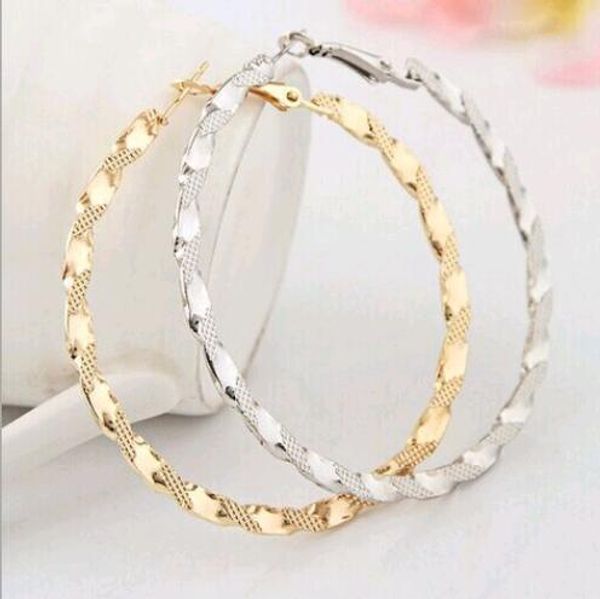 

personalized piercing jewelry hoop earrings fashion trend exaggerated europe style circle ear hook stud earring for ladies wholesale, Golden;silver