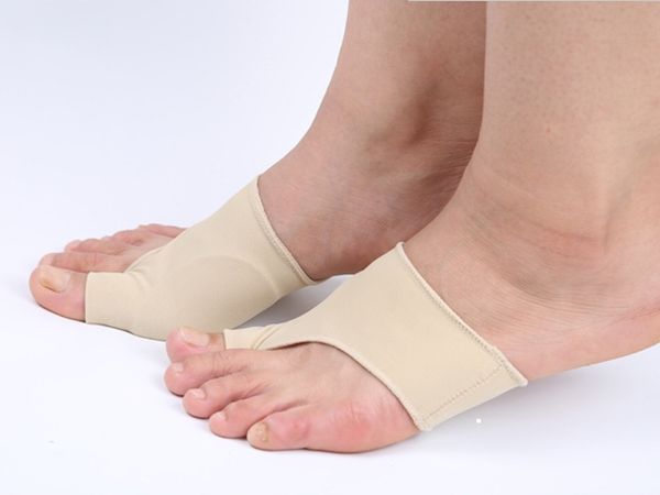 Brand new hálux valgus correção corrector, sílica gel capa protetora dedo do pé cinta meias toe bunion toe protetor, cuidados com os pés