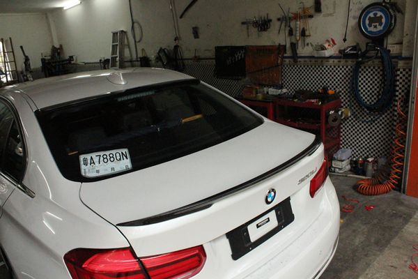 

спойлер ботинка хобота волокна углерода типа p приспособленный на bmw 3 серии f30 f35