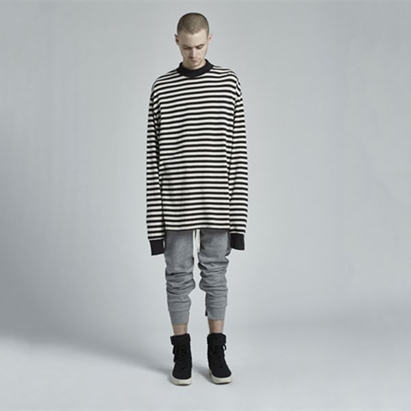 maglia a righe bianche e nere uomo
