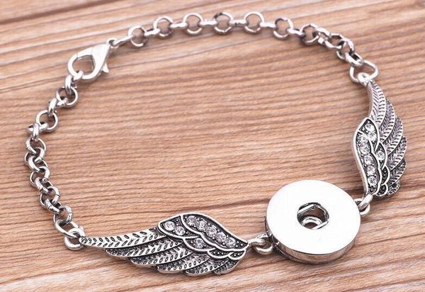 

selling 10pcs crystal angel wings bracelets bangles antique silver diy ginger snaps button jewelry 2017 new style bracelets, Golden;silver