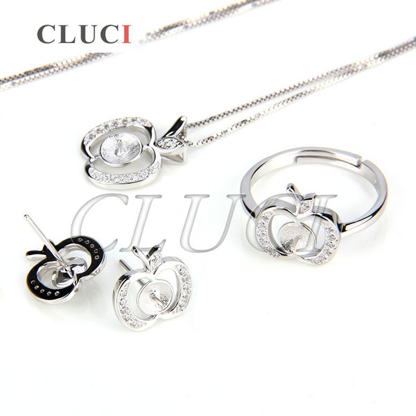 

Wholesale Jewelry Set Accessories of 925 Silver Stud Earrings Pendant and Ring