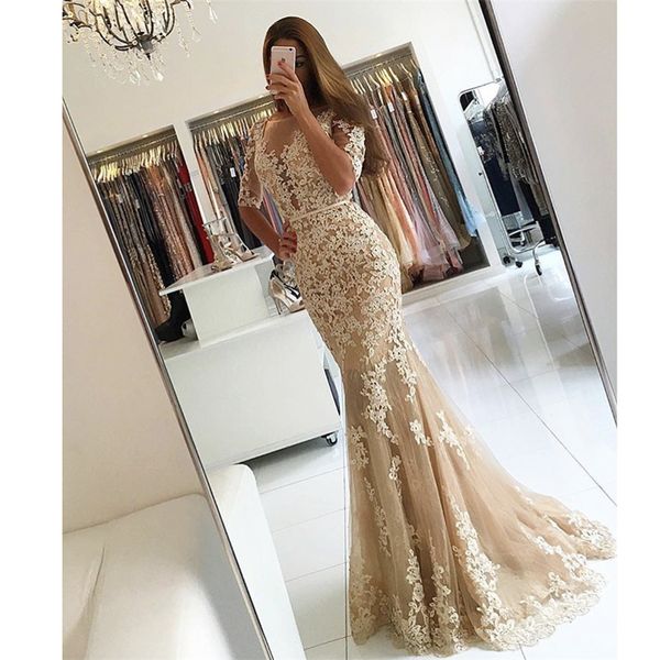 

Vestidos De Fiesta Illusion Boat Neck Appliqued Lace Champagne Prom Dress Beaded Low V Back Half Sleeve Mermaid Evening Dresses