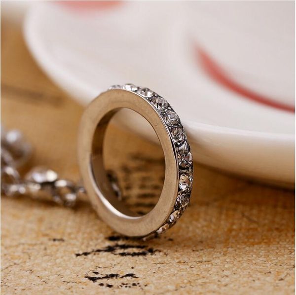 Disponibile Pronto per la spedizione Accessorio da sposa Bracciale da sposa in cristallo con anello a mano chain258J