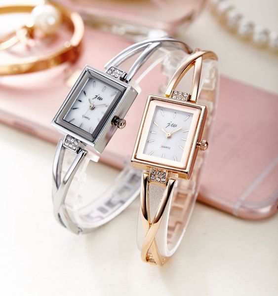 

Square de ign dial fa hion 2017 whole ale diamond bracelet watch ca ual women ladie dre quartz imple alloy metal watche