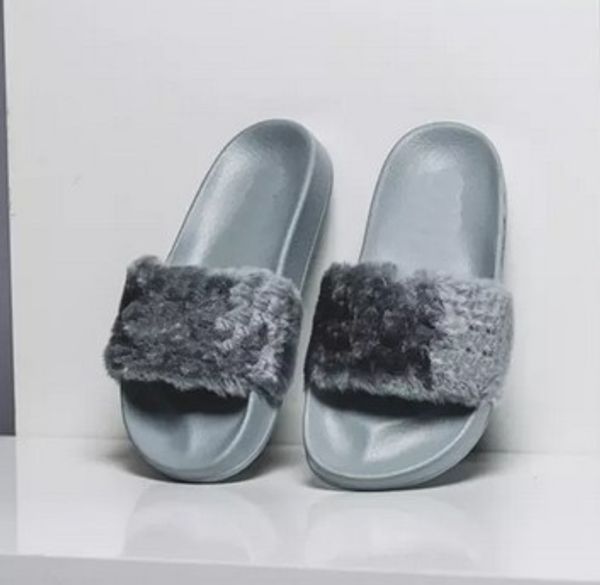 fenty chanclas