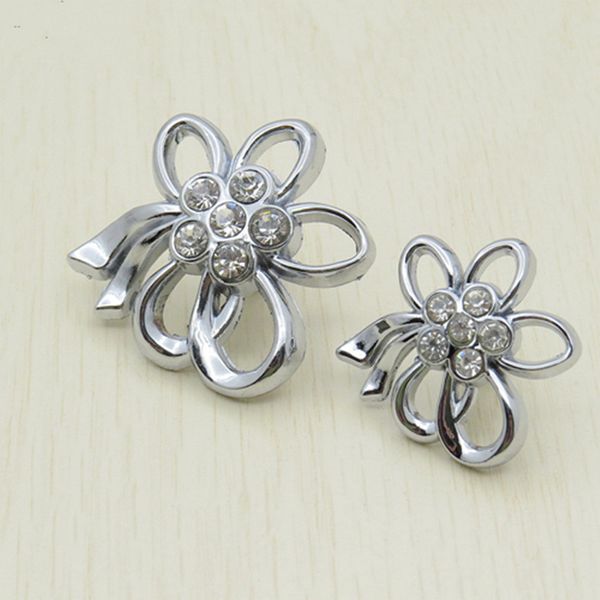 

creative fashion flower rhinestone drawer shoe cabinet knob pull silver chrome glass crystal dresser kitchen cabinet door hande