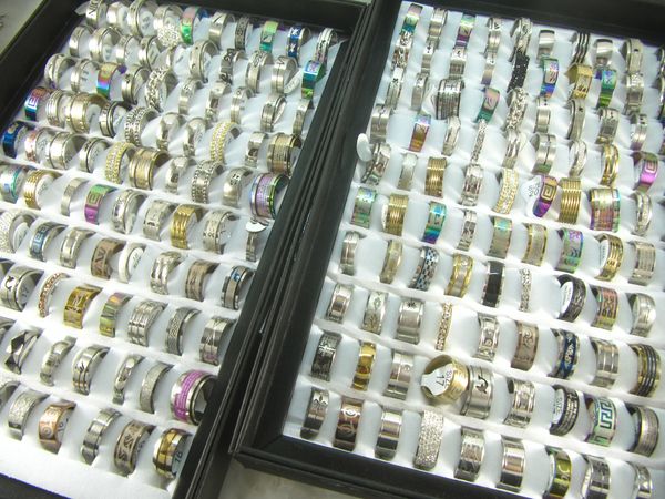 

50 pcs/lot mix 316L stainless steel rings fashion jewelry party ring wedding ring free shipping random style.