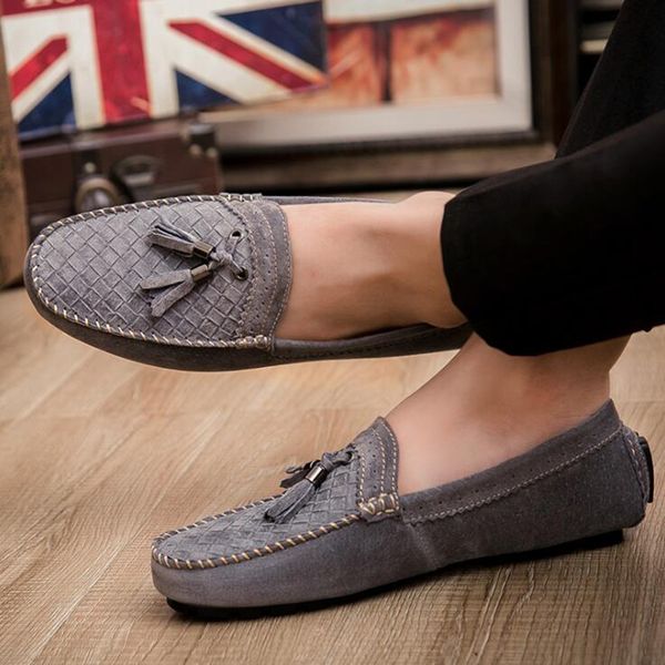 

fashion summer style soft moccasins men loafers genuine leather shoes men flats tassel men driving shoes, Black