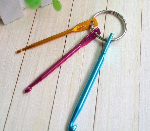 

3PCS / Set 3MM 4MM 5MM Keychain Hooks DIY Multicolour Crafts Вязальные спицы Мини-алюминиевый крючок для крючков 100Set