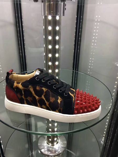 

Sapatos ocasionais fashion_company004