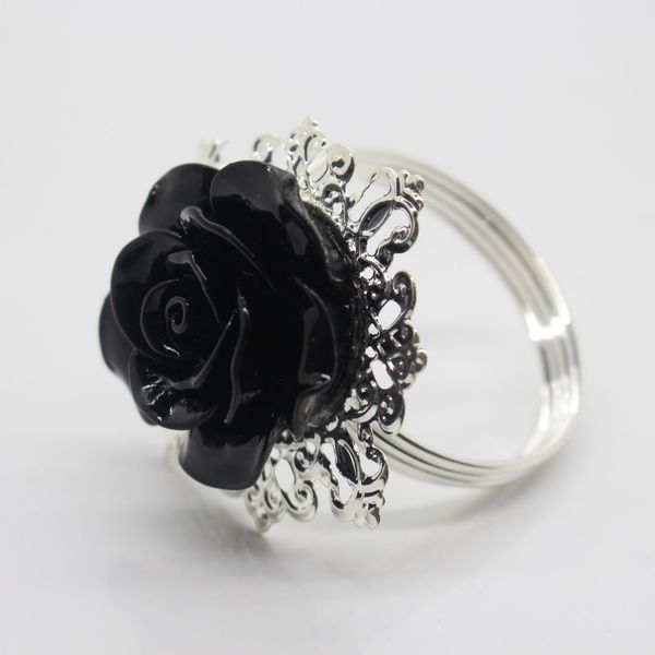 

wholesale- 10pcs black rose decorative silver napkin ring serviette holder for wedding decoration party dinner table decoration accessories