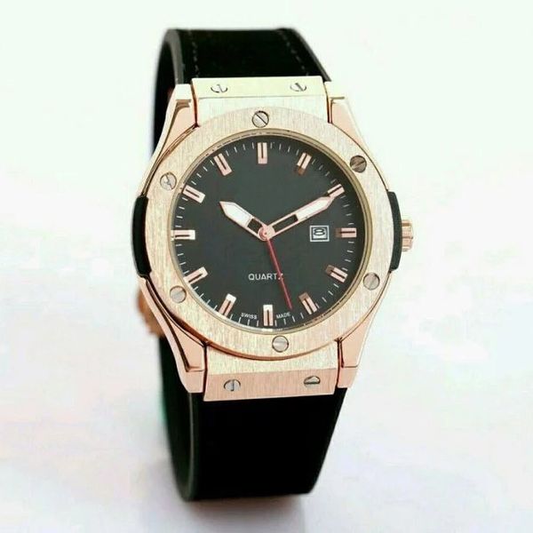 

Fashion Brand Men's Date Calendar rubber+ leather strap Quartz Watch HU01