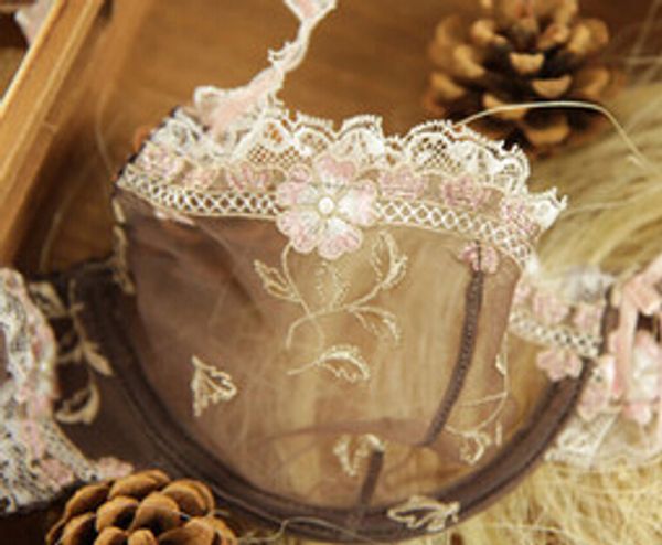 

new 2019 ultra-thin transparent lace temptation cup gather european and american girls small chest lingerie bra sets, Red;black