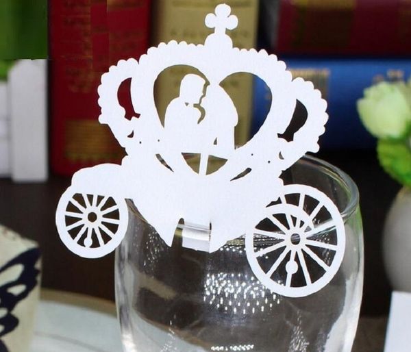 100pcs Hot Hollow Carriage Car Paper Place Card Escort Cup Card Wine Glass Card Paper per Wedding Par Bomboniere
