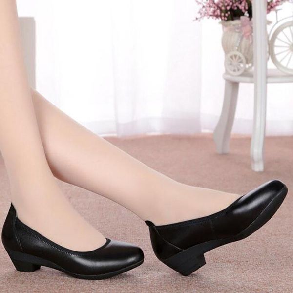 

women casual shoes black zapatos mujer pump for mature women new fashion shoes office lady dress shoe women loafers big size