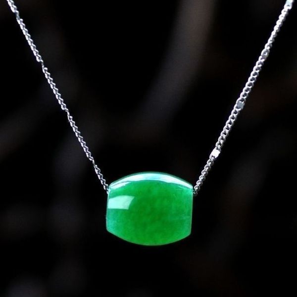 

Природные ручной резьбой китайский нефрит ожерелье кулон бесплатная доставка