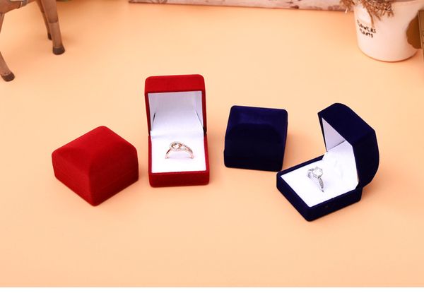 

[simple seven] classic square muticolor wedding ring box plastic flocking jewelry display ear studs velvet case for engagemnet, Black;white