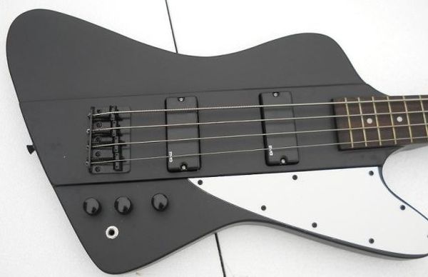 

Short Scale 4 Strings Fire V Thunderbird Matte Black Электрогитара для бас-гитары Пикапы EMG Черное аппара