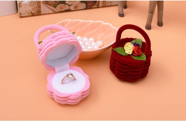 

[simple seven] cute flower basket rings display plastic flocking love necklace box earring studs case jewelry gift container, Black;white