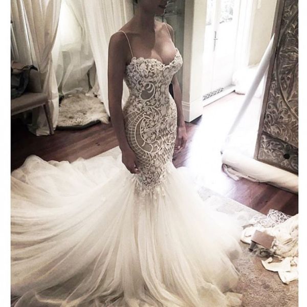 

великолепный русалка стиль кружева аппликации тюль свадебное платье спагетти ремни милая свадебное платье спинки развертки поезд bridals пла, White