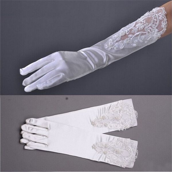 

2018 new fashion bridal gloves with lace applique elegant white/ivory wedding accessories finger wedding gloves for wedding dress