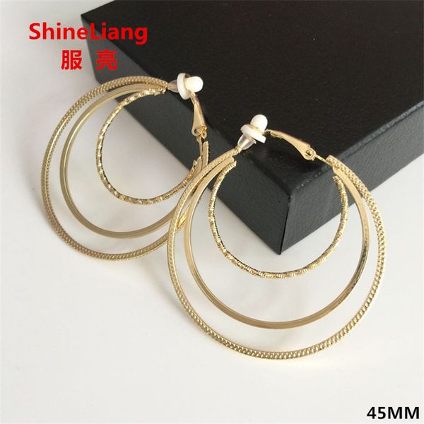 

wholesale- 2017 ear clip without piercing big circle earrings for women jewelry luxury fashion temperament dj nightclub female gold silver, Golden;silver