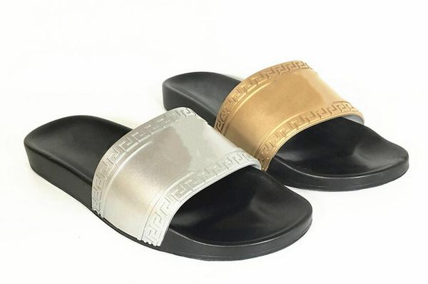 

(Dust Bags+ Box)The new summer men's fashion slippers decorated Medusa PVC thick soles, golden