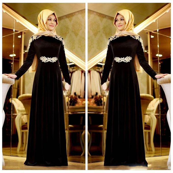 Muslimische Abendkleider mit langen Ärmeln, Samt, individuelles schwarzes Kleid, Naher Osten, Saudi-Arabien, formelle Abschlussball-Party-Kleider, Spitzenapplikationen