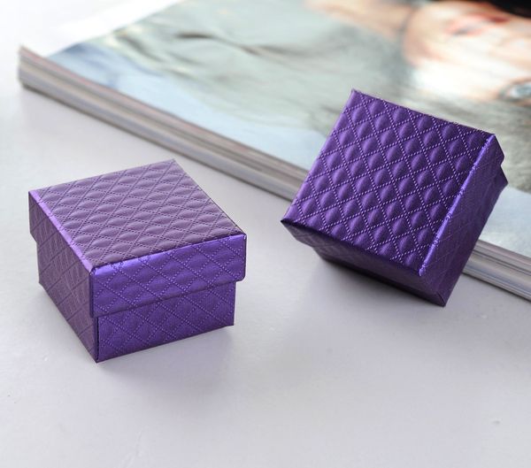 

[simple seven]5*5*3.8cm classic purple jewelry ring box, diamond pattern earring studs carrying box, festival ring display with sponge, Black;white