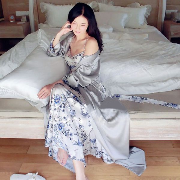

wholesale- 2017 new women long section robes women high-end silk pajamas bathrobe bluecolor nightgown pijama, Black;red
