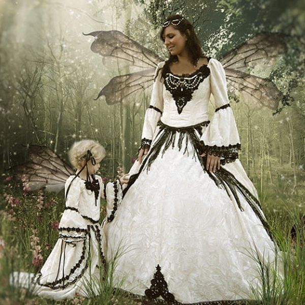 

vintage fairy wedding dress ball gown gothic victorian bridal gowns with bell sleeves scoop neck lace-up back black lace appliques, White