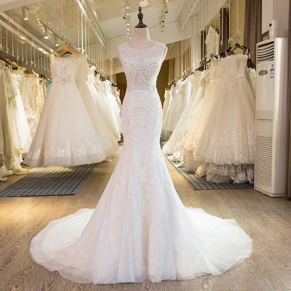 

scoop neck lace mermaid wedding dress with appliques 2017 beaded bridal gowns chapel train marriage dress, White