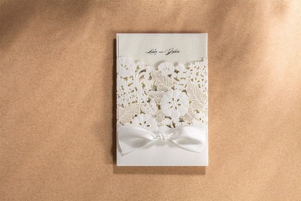 

wholesale- 2015 fall new 50pcs/set envelop and seal embossed flower with laser cut wedding invitation cw5179