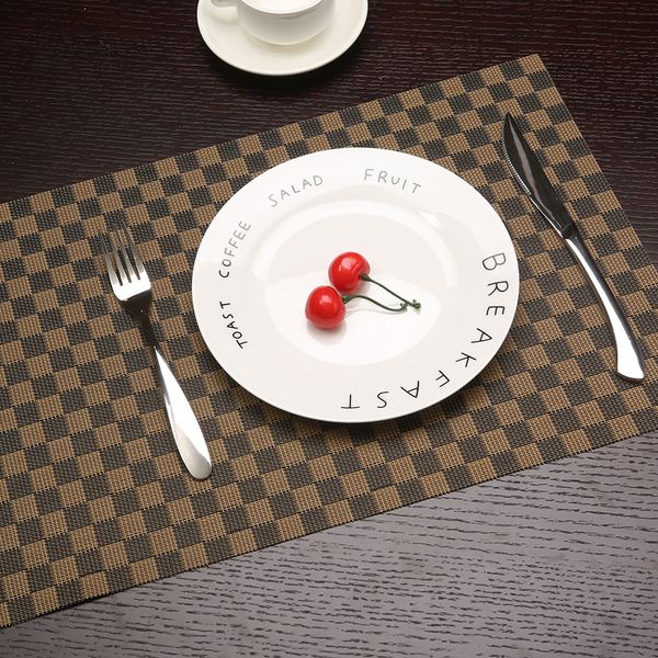 

2/4/6pcs/set kitchen table mats pvc table napkin brown and black plaid paern decorative placemats insulation pads 30*45cm