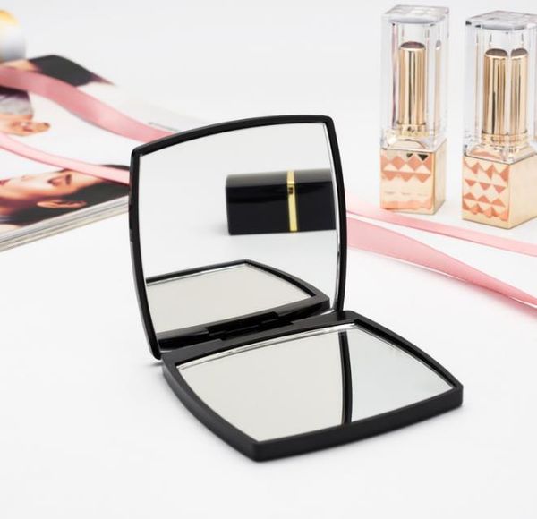 

2018 новое классическое высококачественное акриловое складное двойное боковое зеркало / раскладушка Черное портативное зеркало для макияжа с подарочной коробкой