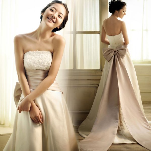 

elegant simple a-line wedding dresses strapless off shoulder appliques lace with pleats and bow bridal gowns vestido de novia, White