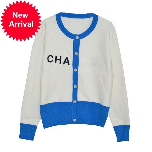 

fashion 2018 new small round neck long sleeve single row buckle cardigan letter loose coat woman, White;black