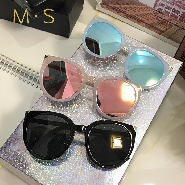 

ms 2018 women luxury classic eyewear female sunglasses original brand designer sunglasses cat eye sun glasses fashion uv400, White;black