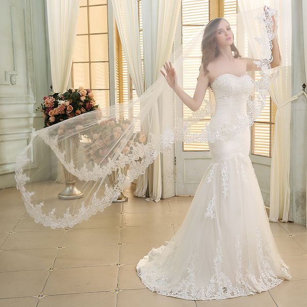 

2019 Новый дизайнер кружева русалка свадебные платья с свободной вуалью скромной в