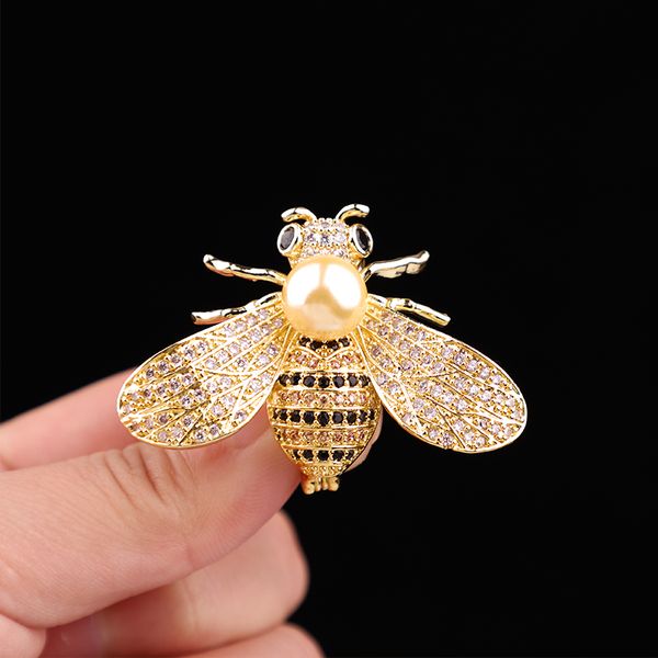 

aimei bee brooches insect brooch crystal rhinestone pin women and men jewelry cute small badges fashion jewelr, Gray
