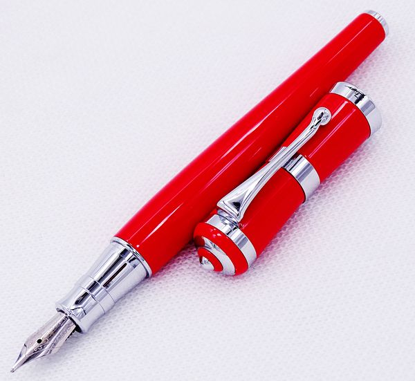

fuliwen 2051 metal fountain pen, fresh fashion style fine nib 0.5mm beautiful red for office home school, men and women