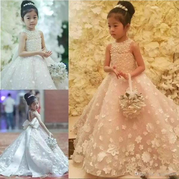 Princesa Flor Meninas Vestidos de Jóias Pescoço 3D Apliques Pérolas Crianças Casamentos Pageant Vestido de Varredura com Arco Tulle Primeira Comunhão Vestidos