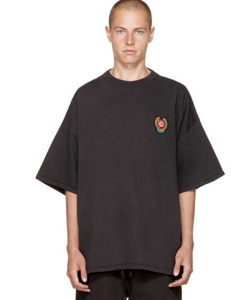 

Designer T shirts for Men New Kanye Embroidery T Shirt Hip Hop Oversize O neck Tops Mens Short Sleeve Streetwears