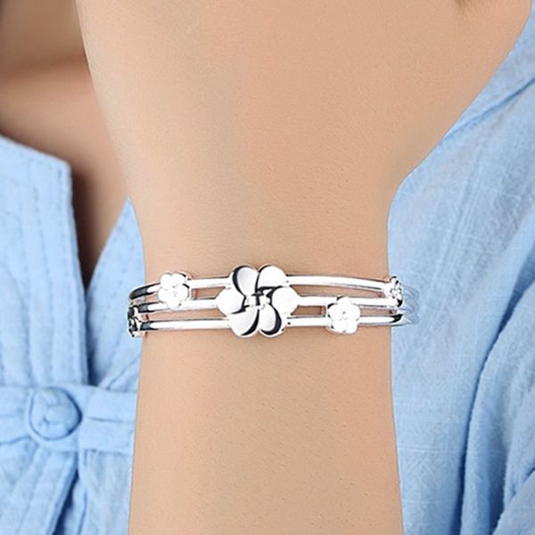 

simple style silver plated charm bracelet jewelry gift wholesale handmade adjustable plum blossom bracelet for women, Black