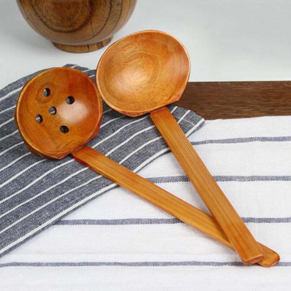 

New wooden tableware oup poon japane e ramen wooden long handle colander pot poon practical and durable