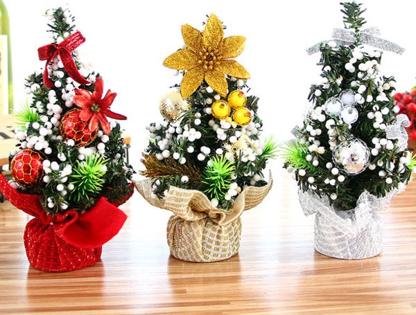 

2018 latest christmas ornaments tree 20cm mini christmas decoration tree christmas day mall decorations deskornaments small tree