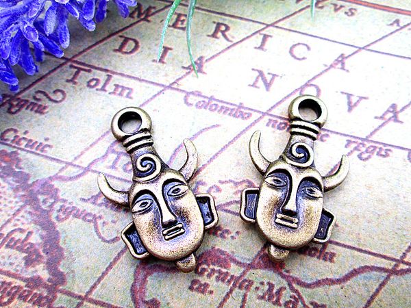 

15pcs-- antique bronze tone heavy mysterious horn man mask supernatural dean charm pendant 2 sided 21x36mm, Bronze;silver